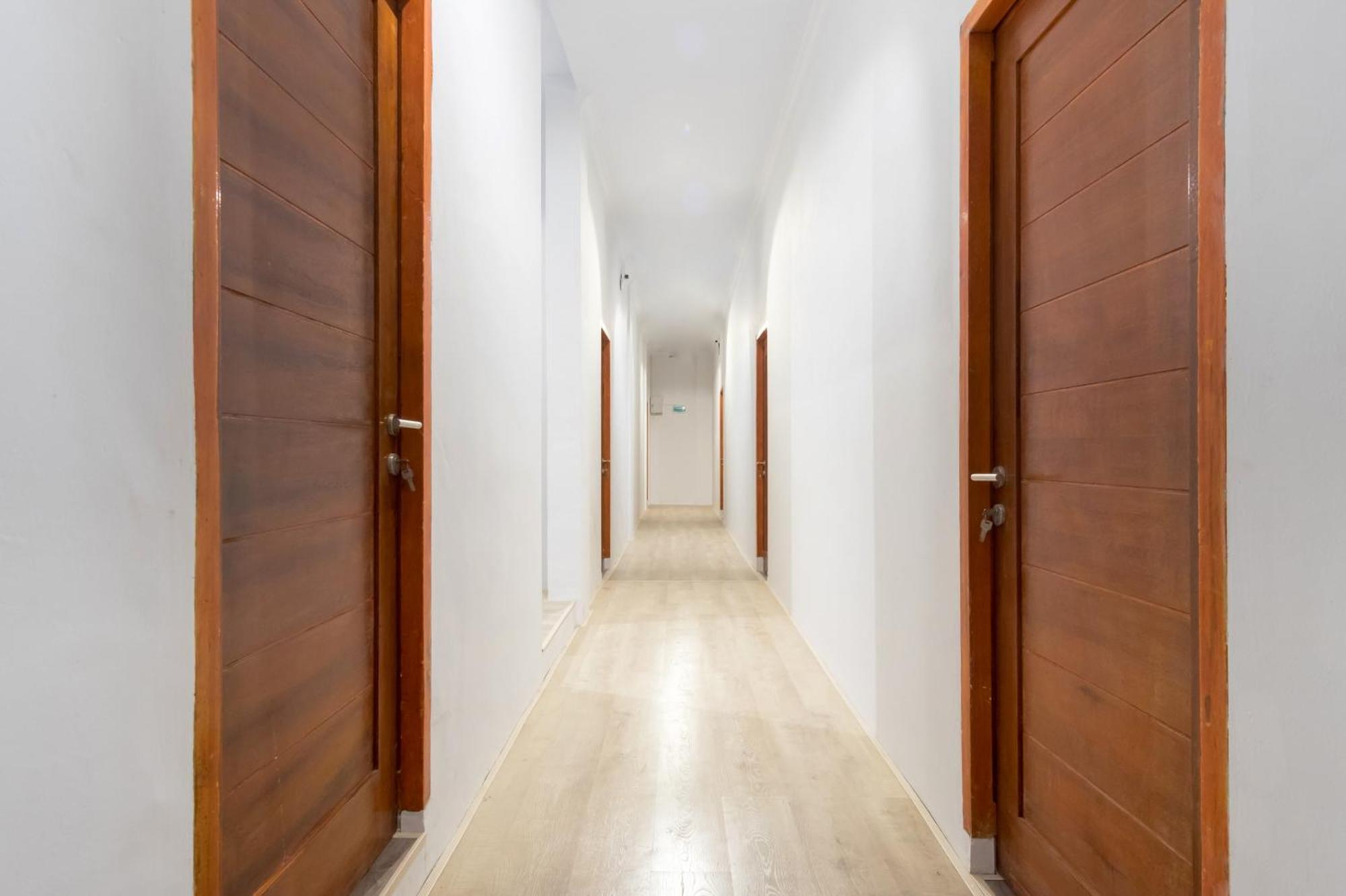 Hotel O Metropolitan Homestay Near Komplek Asia Megamas מדאן מראה חיצוני תמונה