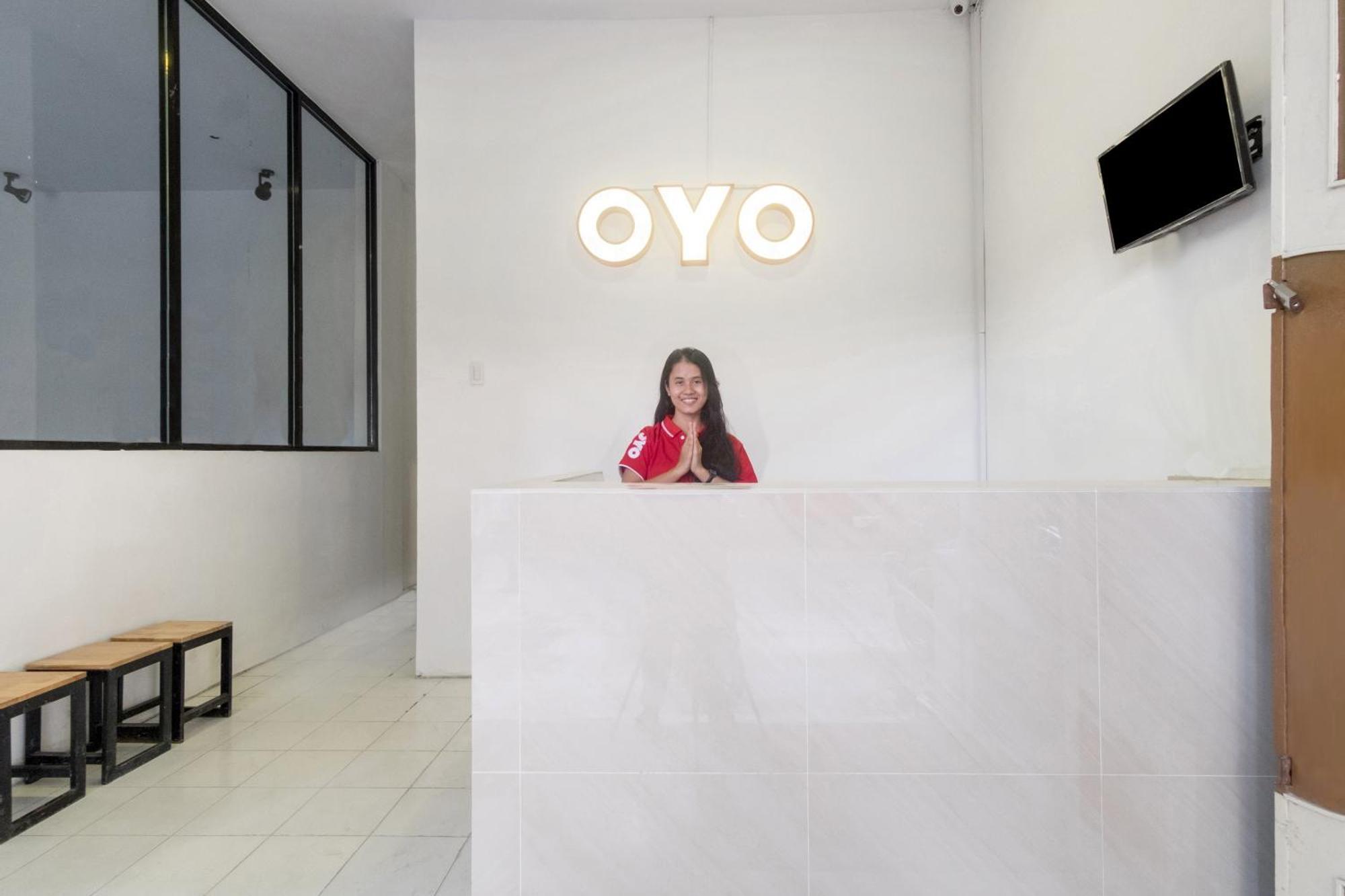 Hotel O Metropolitan Homestay Near Komplek Asia Megamas מדאן מראה חיצוני תמונה